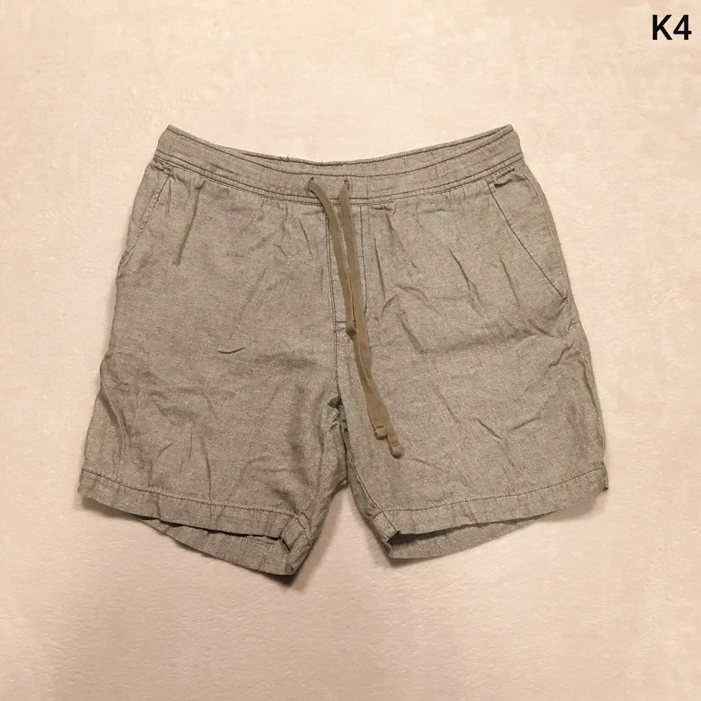 Banana Republic Mens 7
